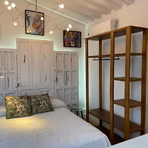 Casa Naia Santa Rufina 7 Siviglia